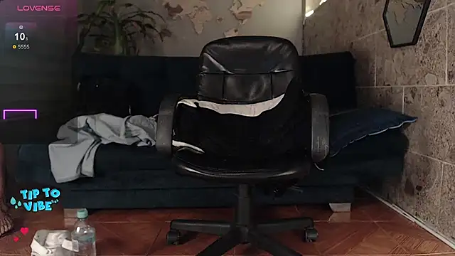 rogert xx online show from February 8, 2025, 4:25 am