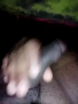 Snapshot of Simon1422 chatting on April 10, 2026, 4:58 pm Simon1422 online show from April 10, 2026, 4:58 pm