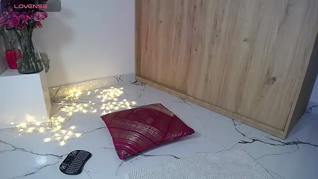 Snapshot of _Lalaa chatting on January 28, 2025, 10:34 pm  Lalaa online show from January 28, 2025, 10:34 pm