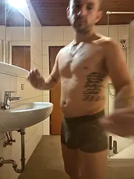 Snapshot of magicSeX4You chatting on September 9, 2025, 7:56 pm magicSeX4You online show from September 9, 2025, 7:56 pm