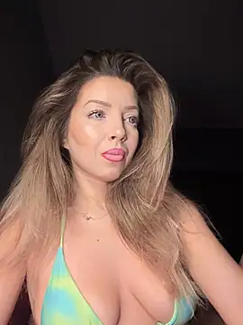 Snapshot of SonyaD_ chatting on February 3, 2025, 2:03 am SonyaD  online show from February 3, 2025, 2:03 am