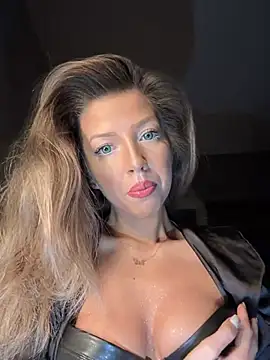Snapshot of SonyaD_ chatting on March 12, 2025, 2:52 am SonyaD  online show from March 12, 2025, 2:52 am