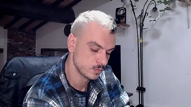 Snapshot of cek_186 chatting on October 14, 2025, 6:14 am cek 186 online show from October 14, 2025, 6:14 am