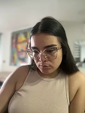 CamilaSofiia online show from June 3, 2026, 10:25 pm