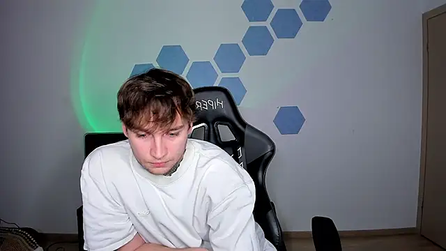 Chris Tyson online show from November 22, 2025, 7:24 pm