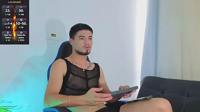 EdwardRoss  online show from February 16, 2026, 8:51 pm