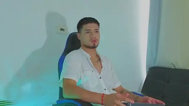 EdwardRoss  online show from February 7, 2026, 8:50 pm