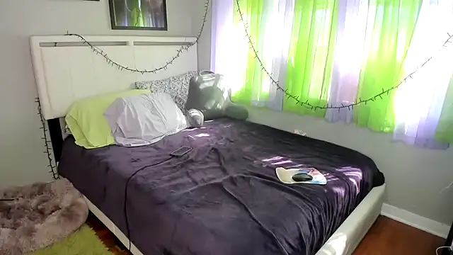 Snapshot of Persiasparadise chatting on March 16, 2025, 7:38 pm Persiasparadise online show from March 16, 2025, 7:38 pm