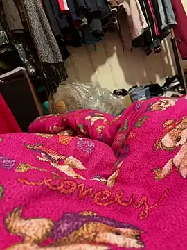 Snapshot of A6229 chatting on February 26, 2025, 11:00 am A6229 online show from February 26, 2025, 11:00 am