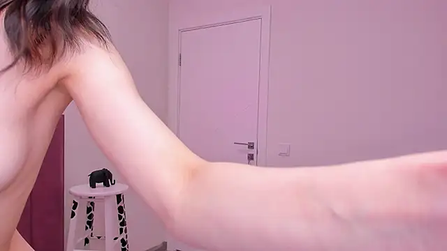 Snapshot of Lili_flowerr chatting on March 22, 2025, 1:08 pm Lili flowerr online show from March 22, 2025, 1:08 pm