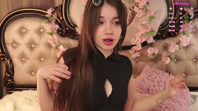 AmiLewis online show from April 10, 2026, 1:12 am