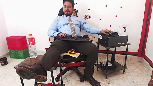 KalethBigDick online show from February 9, 2026, 1:25 am