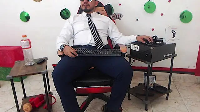 KalethBigDick online show from March 12, 2026, 6:17 am