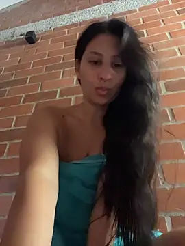 sofi johansson online show from April 14, 2026, 7:19 pm