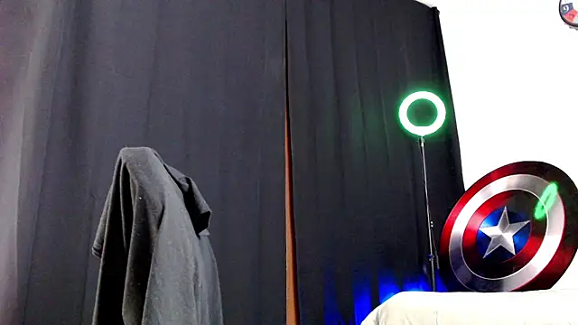 Snapshot of Antonywebb94 chatting on January 10, 2026, 3:24 am Antonywebb94 online show from January 10, 2026, 3:24 am