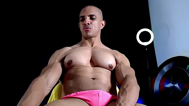 Snapshot of Antonywebb94 chatting on November 7, 2025, 5:45 am Antonywebb94 online show from November 7, 2025, 5:45 am