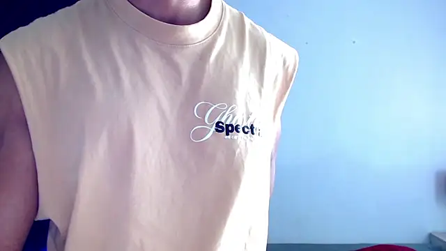 Snapshot of Antonywebb94 chatting on January 8, 2026, 5:57 am Antonywebb94 online show from January 8, 2026, 5:57 am