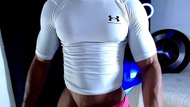 Snapshot of Antonywebb94 chatting on November 13, 2025, 4:22 pm Antonywebb94 online show from November 13, 2025, 4:22 pm