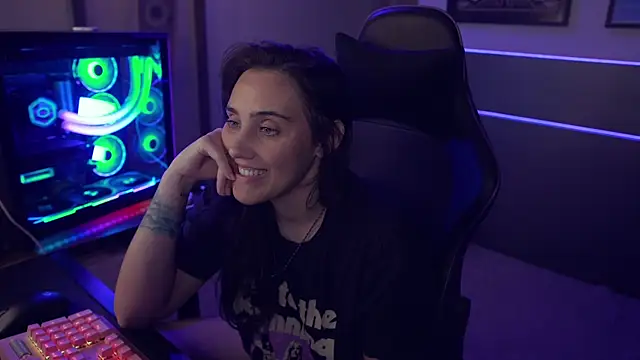 HaubDark online show from April 22, 2026, 4:08 am