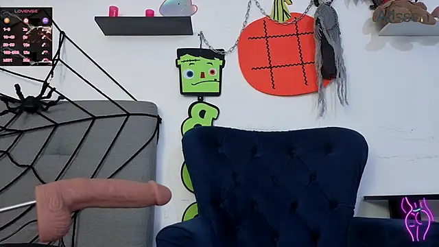 Snapshot of alissonandamy chatting on October 25, 2025, 7:03 pm alissonandamy online show from October 25, 2025, 7:03 pm