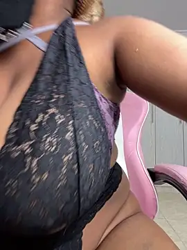 Snapshot of BoobiesGalore chatting on March 2, 2026, 10:55 am BoobiesGalore online show from March 2, 2026, 10:55 am