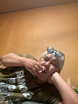 Snapshot of punk0805 chatting on September 25, 2025, 11:27 am punk0805 online show from September 25, 2025, 11:27 am