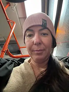 eveangelll online show from January 15, 2026, 5:11 am