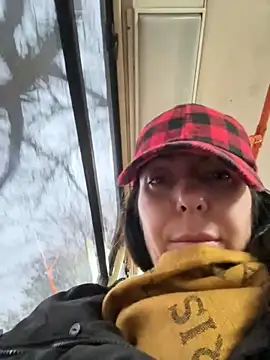 eveangelll online show from November 14, 2025, 5:11 am