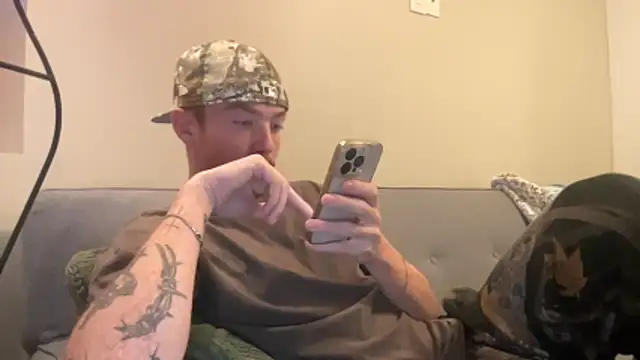 younghungginger online show from December 2, 2025, 1:17 am