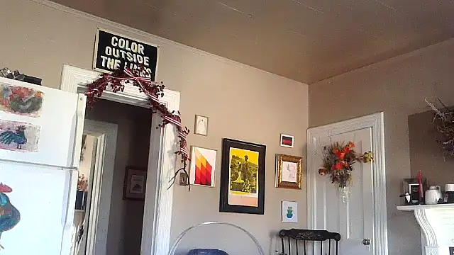 Snapshot of Glamazonx chatting on November 19, 2025, 4:51 pm Glamazonx online show from November 19, 2025, 4:51 pm