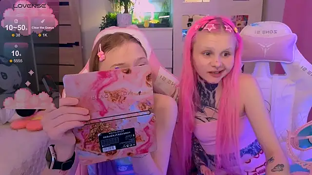 Britney Lynch online show from October 28, 2025, 1:17 am