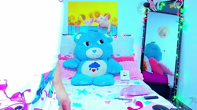 Snapshot of Candy_Candy__ chatting on November 23, 2025, 11:15 pm Candy Candy online show from November 23, 2025, 11:15 pm