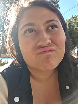 Celeem  online show from October 5, 2025, 8:43 pm