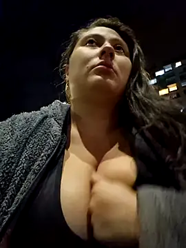 Celeem  online show from February 14, 2026, 3:07 am