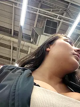 Celeem  online show from November 30, 2025, 12:00 am