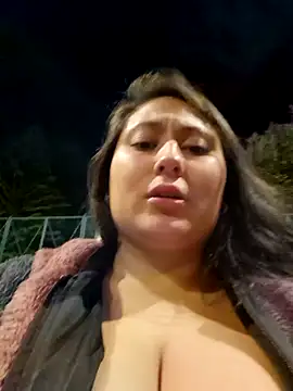 Celeem  online show from October 8, 2025, 4:14 am