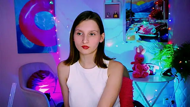 EllaHorton online show from April 23, 2026, 1:46 pm