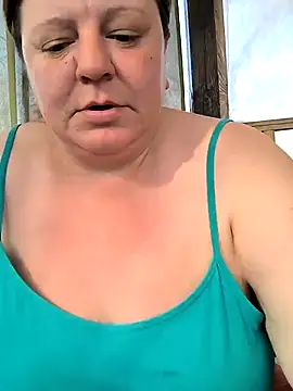 jusichka online show from April 1, 2026, 1:41 pm