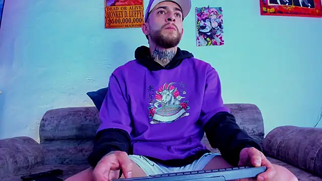 Snapshot of Drako_Lamar chatting on November 4, 2025, 12:42 pm Drako Lamar online show from November 4, 2025, 12:42 pm