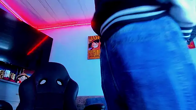 Snapshot of Drako_Lamar chatting on December 16, 2025, 1:26 pm Drako Lamar online show from December 16, 2025, 1:26 pm