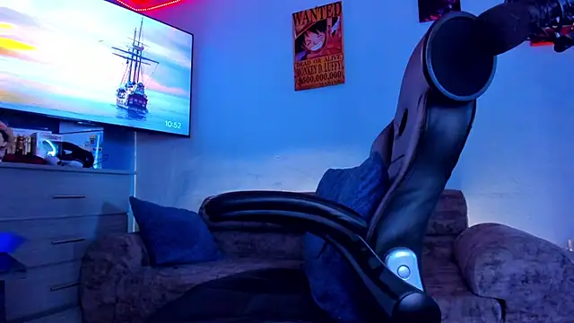 Snapshot of Drako_Lamar chatting on February 7, 2026, 3:53 pm Drako Lamar online show from February 7, 2026, 3:53 pm