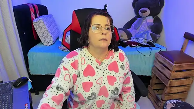 Snapshot of PaulinaSanders_X chatting on March 12, 2025, 3:24 am PaulinaSanders X online show from March 12, 2025, 3:24 am