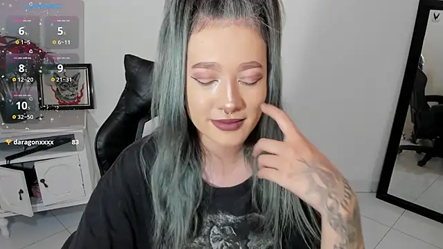 kat apple online show from November 26, 2025, 10:10 pm