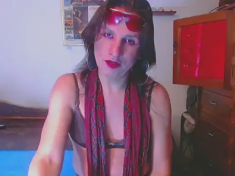 LorenJade online show from March 3, 2026, 7:26 am