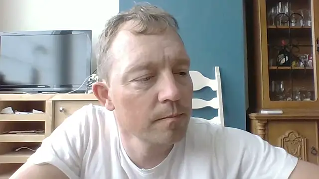 Snapshot of bertolini chatting on May 21, 2026, 11:51 am bertolini online show from May 21, 2026, 11:51 am