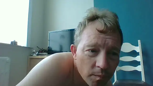 Snapshot of bertolini chatting on June 16, 2026, 6:35 am bertolini online show from June 16, 2026, 6:35 am