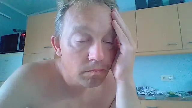 Snapshot of bertolini chatting on July 14, 2026, 7:57 am bertolini online show from July 14, 2026, 7:57 am
