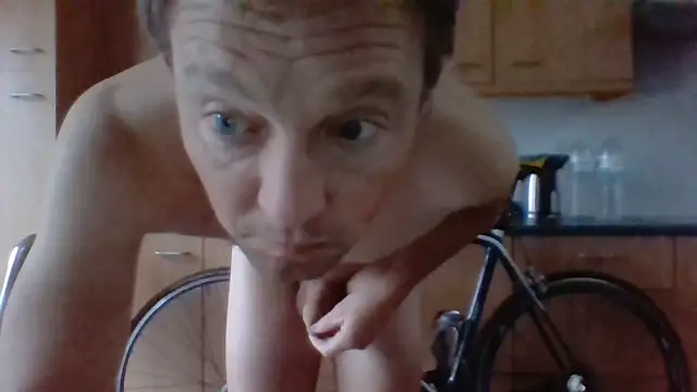 Snapshot of bertolini chatting on November 13, 2025, 3:38 pm bertolini online show from November 13, 2025, 3:38 pm