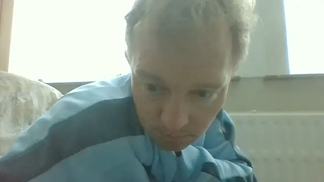 Snapshot of bertolini chatting on November 16, 2025, 2:11 pm bertolini online show from November 16, 2025, 2:11 pm