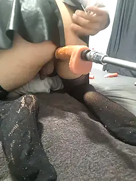 aprilexx online show from September 25, 2025, 3:51 pm